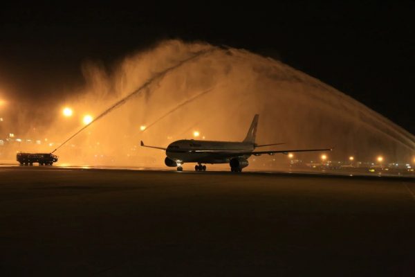 dbcc9f7ed1b14de791f5f953af1ed904.jpg 2.jpg